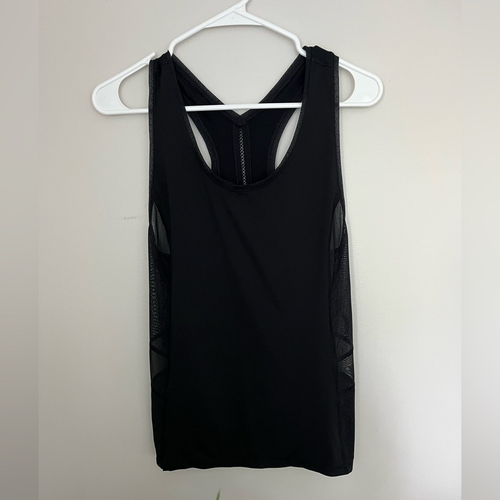 Lululemon tank with mesh sides - Picture 1 of 2